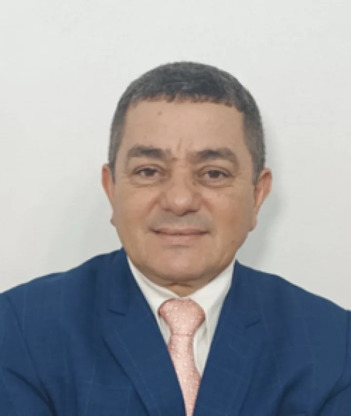 Dr. Elias Selaibe